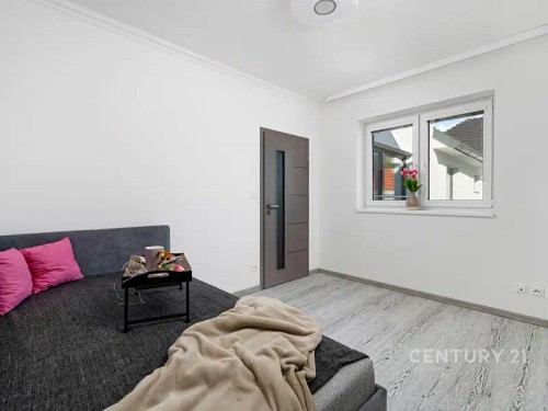 Prodej domu 275 m², pozemek 842 m²