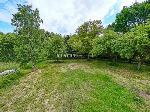 Prodej stavebního pozemku 2218 m²