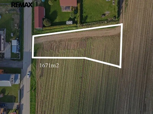 Prodej stavebního pozemku 1671 m²