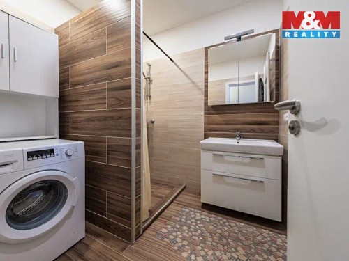 Prodej domu 225 m², pozemek 1397 m²
