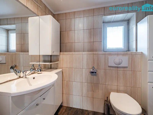 Prodej domu 274 m², pozemek 627 m²