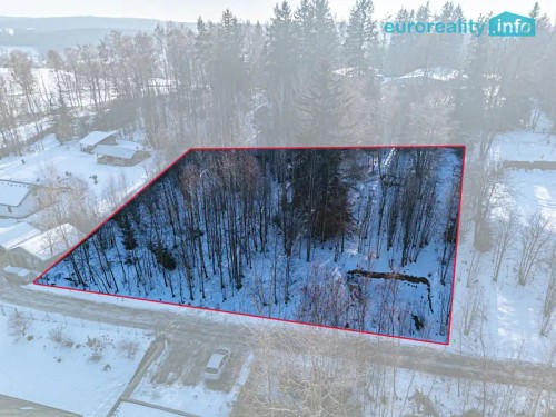 Prodej stavebního pozemku 2270 m²