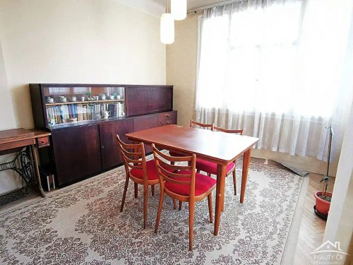 Prodej vily 252 m², pozemek 516 m²