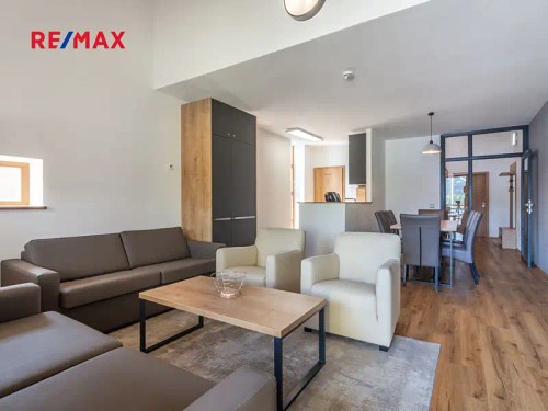 Prodej bytu 4+kk 102 m²