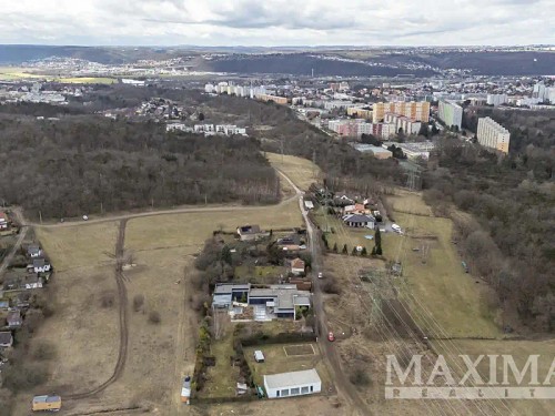 Prodej stavebního pozemku 890 m²