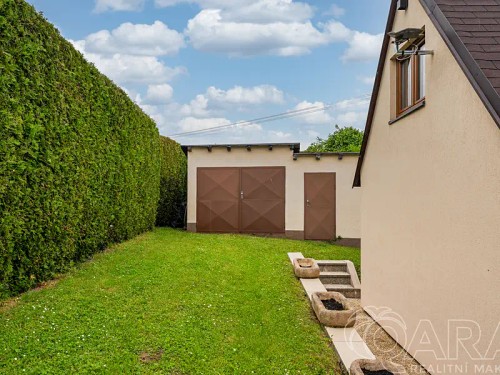 Prodaná  chata 76 m², pozemek 717 m²