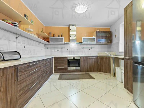 Prodej domu 143 m², pozemek 932 m²