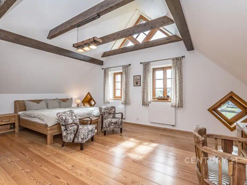 Prodej domu 293 m², pozemek 1605 m²