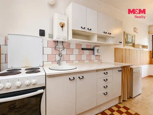 Prodej zemědělské usedlosti 180 m², pozemek 5883 m²