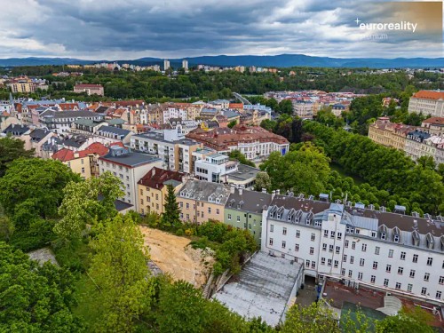 Prodej atypického bytu 194 m²