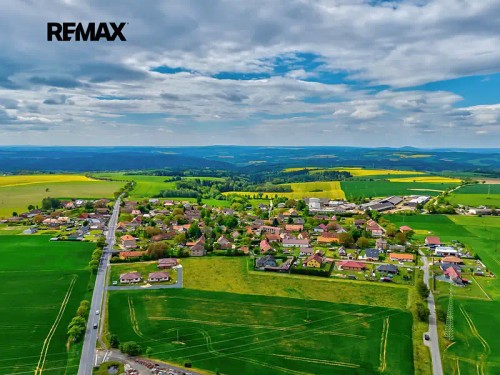 Prodej stavebního pozemku 10000 m²