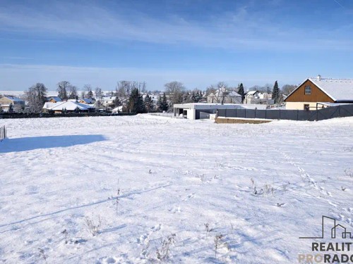 Prodej stavebního pozemku 1671 m²