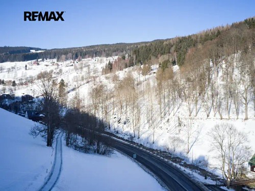 Prodej stavebního pozemku 7007 m²