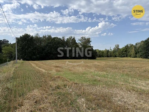 Prodej stavebního pozemku 1099 m²