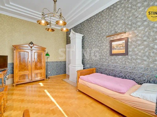 Prodej vily 700 m², pozemek 3228 m²