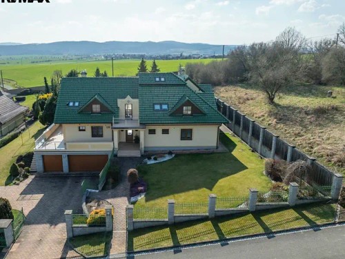 Prodej domu 615 m², pozemek 2660 m²