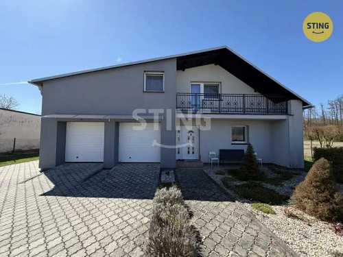 Prodej domu 337 m², pozemek 4220 m²