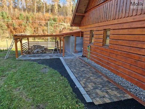 Prodej domu 280 m², pozemek 1017 m²