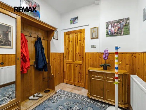 Prodej domu 328 m², pozemek 758 m²