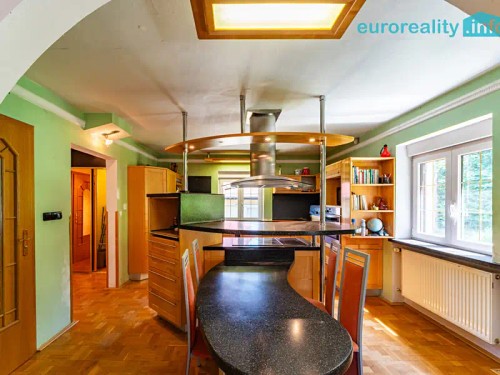 Prodej domu 210 m², pozemek 1068 m²