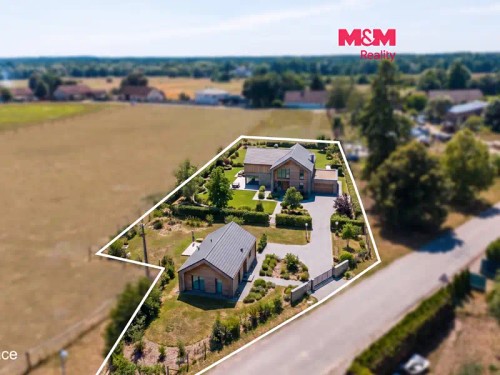 Prodej stavebního pozemku 2598 m²