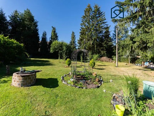 Prodej domu 300 m², pozemek 1322 m²
