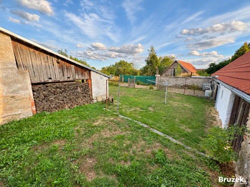 Prodej zemědělské usedlosti 698 m², pozemek 2540 m²