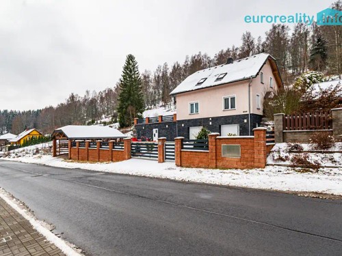 Prodej domu 147 m², pozemek 1150 m²