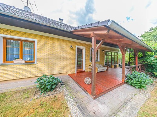 Prodej domu 255 m², pozemek 890 m²