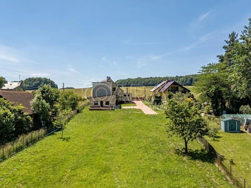 Prodej domu 235 m², pozemek 2916 m²