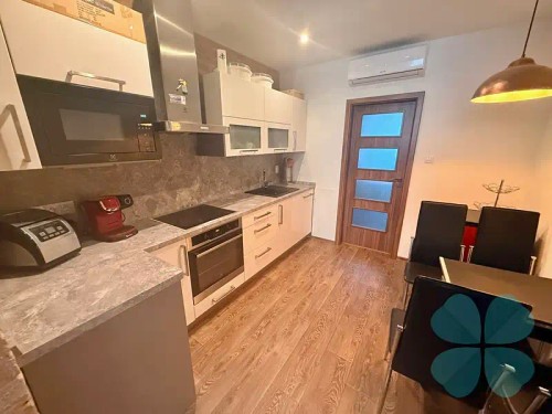 Prodej domu 220 m², pozemek 449 m²