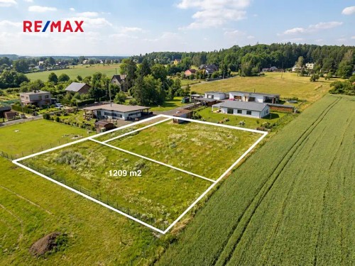 Prodej stavebního pozemku 1209 m²
