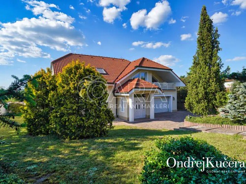 Prodej domu 435 m², pozemek 1865 m²