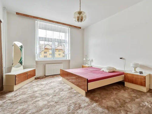 Prodej domu 932 m², pozemek 1353 m²
