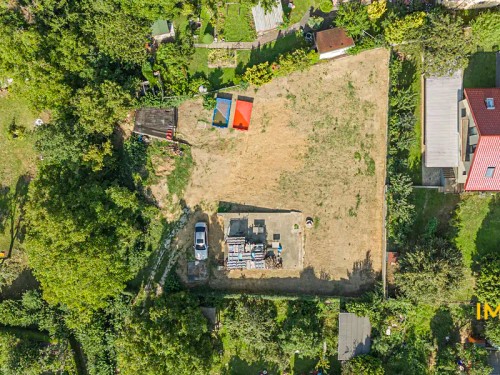 Prodej stavebního pozemku 1056 m²