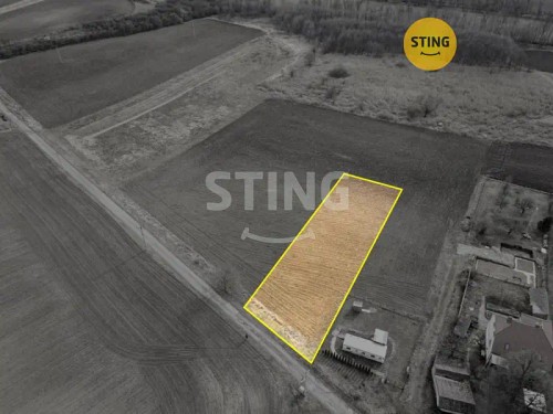 Prodej stavebního pozemku 1850 m²