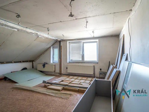 Prodej domu 520 m², pozemek 1529 m²