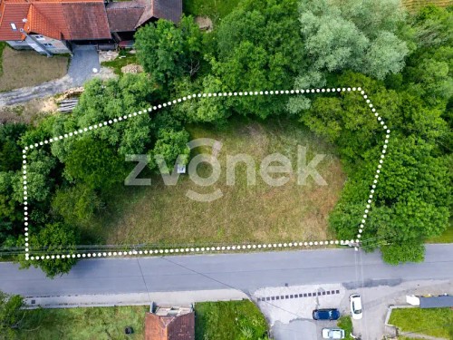 Prodej stavebního pozemku 1784 m²