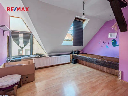 Prodej domu 350 m², pozemek 1401 m²