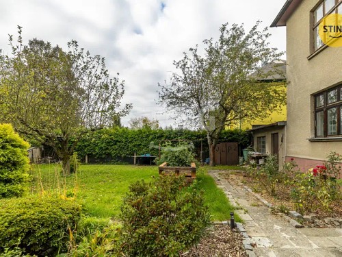 Prodej vily 244 m², pozemek 738 m²