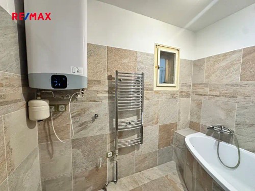 Prodej bytu 1+1 71 m²