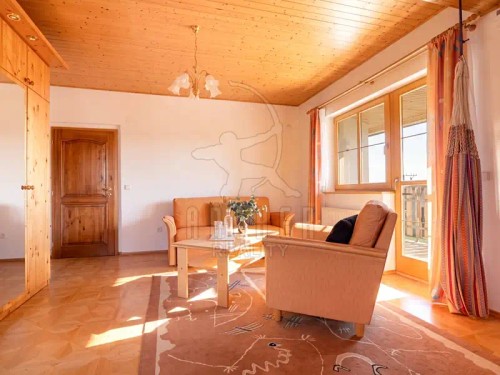 Prodej domu 330 m², pozemek 3732 m²