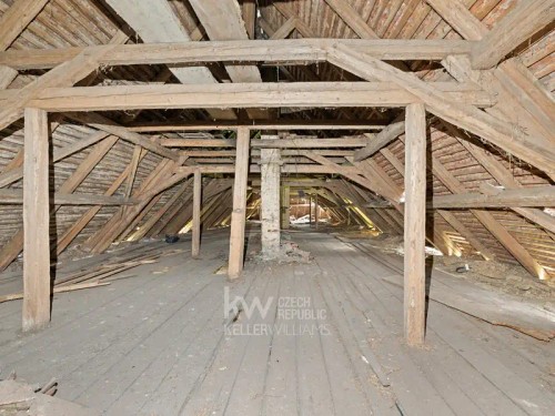 Prodej domu 447 m², pozemek 2601 m²