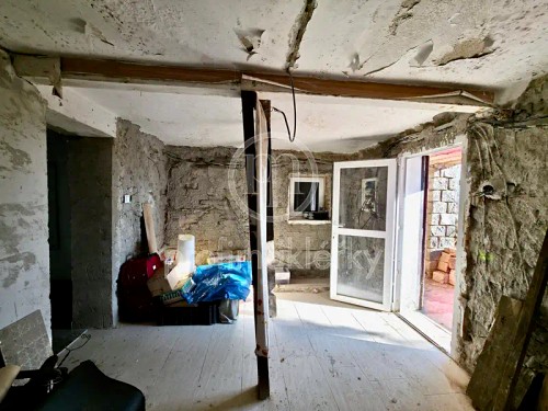 Prodej stavebního pozemku 1215 m²