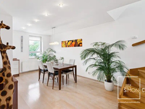 Prodej bytu 4+kk 110 m²