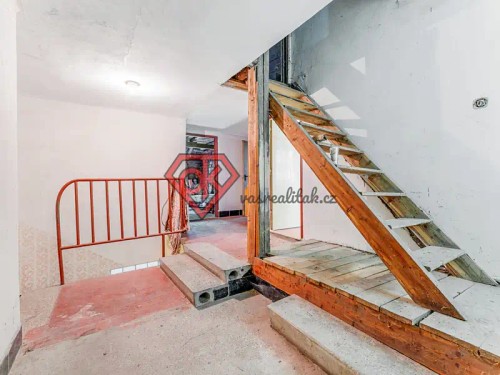 Prodej domu 216 m², pozemek 4048 m²