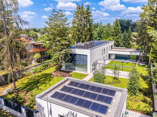 Prodej domu 420 m², pozemek 1538 m²