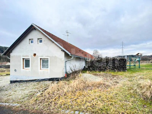 Prodej domu 300 m², pozemek 1690 m²