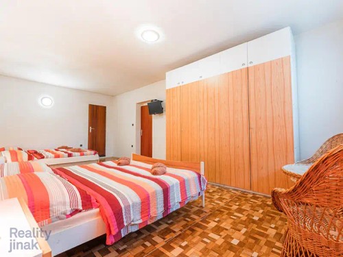 Prodej domu 187 m², pozemek 245 m²