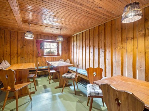 Prodej chalupy 270 m², pozemek 1746 m²